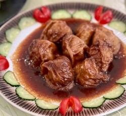 【一锅同时出三个菜】一锅出三菜，快手搞定年夜饭，油面筋塞肉+八宝饭+白菜肉卷的做法 步骤25