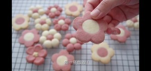 小红花饼干的做法 步骤26