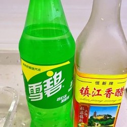 【黄磊同款】酸爽脆口的冰镇雪碧黄瓜的做法 步骤2