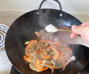 🦐虾类｜慈菇炒鲜虾 炒鲜美的虾做法😋的做法 步骤10