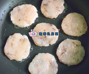 香煎虾饼的做法 步骤10