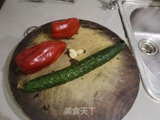 大红辣椒黄瓜炒肉