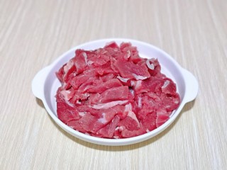 芹菜炒牛肉