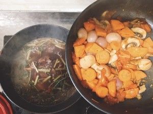 伟大的红酒炖牛肉🍷Boeuf bourguigmon的做法步骤 第7步