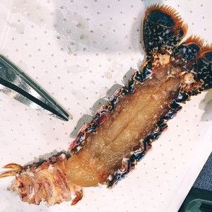 一个人（一只龙虾）的节日独欢 —— 龙虾刺身+lobster pasta的做法步骤 第4步